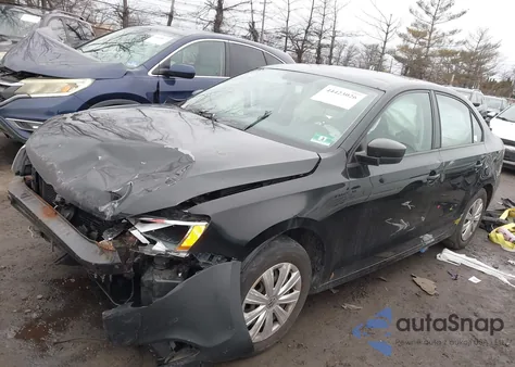 2014 Volkswagen Jetta 2.0L S z USA, uszkodzony, nr VIN 3VW1K7AJ7EM413985